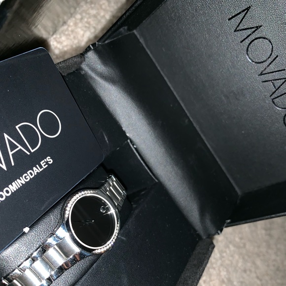 Authentic Movado Women’s Watch With Diamonds - Picture 4 of 8
